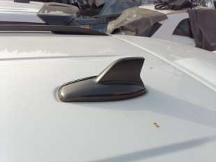 Recambio de antena para land rover range rover evoque (l538) 2011-2019 2.0 d 4x4 referencia OEM IAM LR059761  