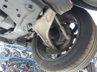 Recambio de mangueta delantera derecha para land rover range rover evoque (l538) 2011-2019 2.0 d 4x4 referencia OEM IAM LR186681 Recambio de mangueta delantera derecha para land rover range rover evoque (l538) 2011-2019 2.0 d 4x4 referencia OEM IAM LR186681