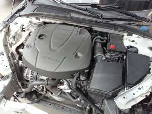 Recambio de centralita motor uce para volvo v60 ii cross country (227) 2018- d4 awd referencia OEM IAM 32313937  