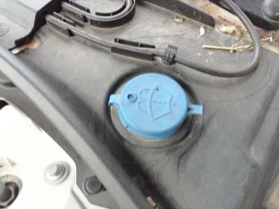 Recambio de deposito limpia para volvo v60 ii cross country (227) 2018- d4 awd referencia OEM IAM 32328304  