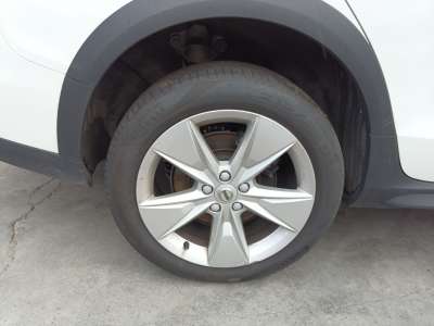 Recambio de llanta para volvo v60 ii cross country (227) 2018- d4 awd referencia OEM IAM 31680200  