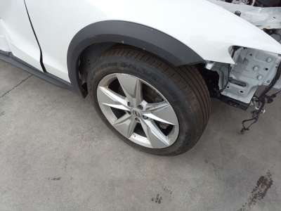 Recambio de mangueta delantera derecha para volvo v60 ii cross country (227) 2018- d4 awd referencia OEM IAM 31658817  
