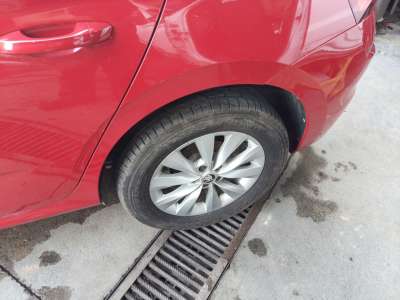 Recambio de amortiguador trasero izquierdo para skoda kamiq (nw4) 2019- 1.0 tsi referencia OEM IAM 2Q0513049BT  