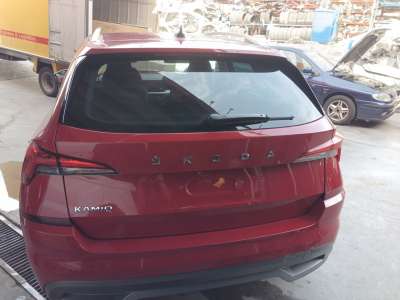 Recambio de maneta exterior porton para skoda kamiq (nw4) 2019- 1.0 tsi referencia OEM IAM 566827566A  