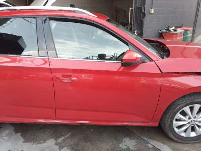 Recambio de puerta delantera derecha para skoda kamiq (nw4) 2019- 1.0 tsi referencia OEM IAM 658831052B  