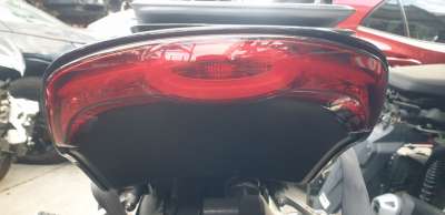 Recambio de luz central de freno para triumph rocket 3 2019- r referencia OEM IAM T2702771  