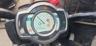 Recambio de cuadro instrumentos para triumph rocket 3 2019- r referencia OEM IAM T2502761  