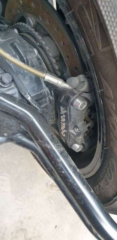 Recambio de pinza de freno trasera para triumph rocket 3 2019- r referencia OEM IAM T2021604  