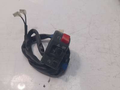 Recambio de piña luces derecha para yamaha yzf-r 7 2023- yzf-r 7 referencia OEM IAM BEB839630000  
