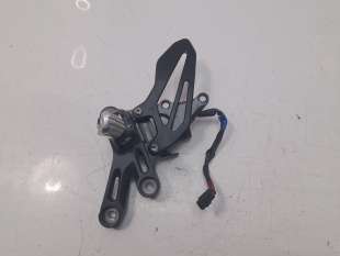 Recambio de estribo lateral para yamaha yzf-r 7 2023- yzf-r 7 referencia OEM IAM B7N274610000   2