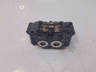 Recambio de pinza de freno delantera derecha para yamaha yzf-r 7 2023- yzf-r 7 referencia OEM IAM 1RC2580U0000  
