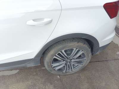 Recambio de aletin trasero izquierdo para seat arona (kj7, kjp) 2017- 1.6 tdi referencia OEM IAM 6F9853817  
