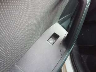Recambio de mando elevalunas trasero izquierdo para seat arona (kj7, kjp) 2017- 1.6 tdi referencia OEM IAM 5G0959855P  EWSVW137 