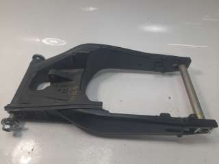 Recambio de puente trasero para yamaha tracer 900 2018- referencia OEM IAM B5U2211000  