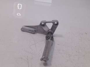 Recambio de estribo lateral para suzuki gsx-r 600/750/1100 (1989-2000) 1989- referencia OEM IAM 4352133E0000  
