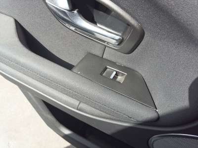 Recambio de mando elevalunas trasero izquierdo para land rover evoque 2011-2018 pure referencia OEM IAM BJ3214717AB  