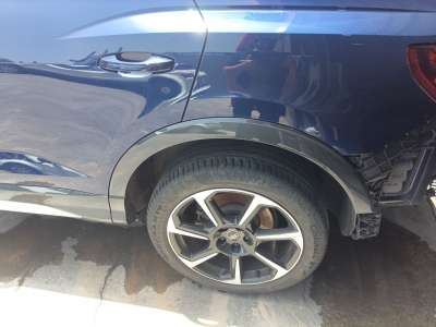 Recambio de aletin trasero izquierdo para audi q3 sportback (f3n) 2019- 35 tdi referencia OEM IAM 83A853817C  