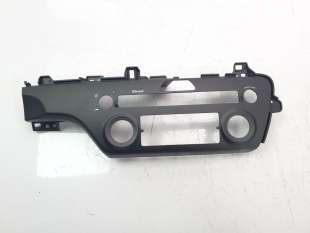 Recambio de moldura para kia sportage 2015- concept 2wd referencia OEM IAM K4KQL69320  