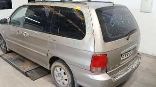 kia carnival ii (gq) 1999-2007 del año 2002