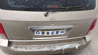 kia carnival ii (gq) 1999-2007 del año 2002