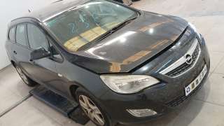 opel astra j sports tourer (p10) 2010-2015 del año 2011