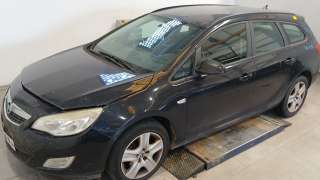 opel astra j sports tourer (p10) 2010-2015 del año 2011