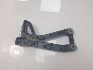 Recambio de estribo lateral para yamaha tracer 900 2018- referencia OEM IAM B5U2741L00   2