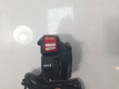 Recambio de piña luces derecha para yamaha tracer 900 2018- referencia OEM IAM B5U8291R0100  