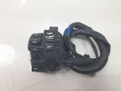 Recambio de piña luces izquierda para yamaha tracer 900 2018- referencia OEM IAM B5U839540100  