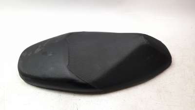 Recambio de asiento para kymco agility 50/125 2005- referencia OEM IAM 77200LFC3E10T01  