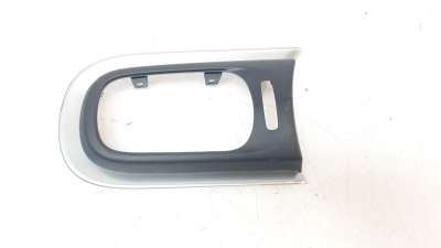 Recambio de moldura para citroën c3 2016- feel pack referencia OEM IAM 9812400977  