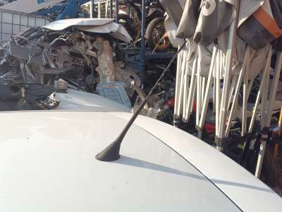Recambio de antena para seat ibiza iv (6j5, 6p1) 2008-2017 1.4 tdi referencia OEM IAM 6P0035501  