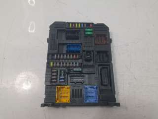 Recambio de caja reles / fusibles para peugeot 3008 2016- allure referencia OEM IAM 9830790580  