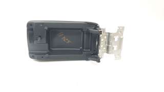 Recambio de apoyabrazos central para ssangyong tivoli 2015- urban 4x2 referencia OEM IAM 7792035000LBH  