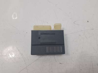 Recambio de caja precalentamiento para peugeot 3008 2016- allure referencia OEM IAM 9801916680 018010955 