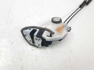 Recambio de cerradura puerta trasera izquierda para toyota rav4 2018- referencia OEM IAM 6906048060  