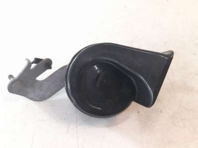 Recambio de claxon para audi a4 avant (8w5) 2015-2019 básico referencia OEM IAM 8W0951221  