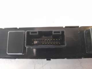 Recambio de warning para mitsubishi l 200 (kl0/kj0) 2019- basis doppelkabine 4wd referencia OEM IAM 8002D084  