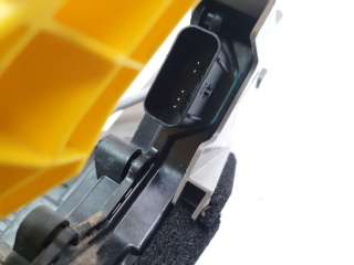 Recambio de cerradura puerta trasera derecha para kia xceed 2019- drive referencia OEM IAM 81420J7300  