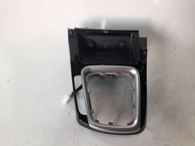 Recambio de moldura para kia ceed 2018- 1.0 tgdi cat referencia OEM IAM 84615J7070  