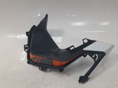 Recambio de moldura para ktm super adventure - 1290 super adventure s referencia OEM IAM 61908050010  