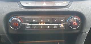 Recambio de mando climatizador para kia ceed 2018- 1.0 tgdi cat referencia OEM IAM 97250J7210  