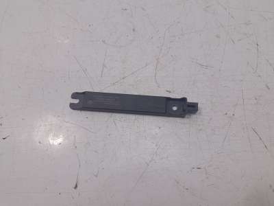 Recambio de amplificador de antena para kia niro 2016- referencia OEM IAM 95460CN100  