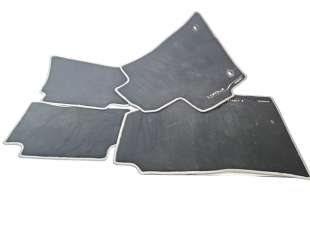 Recambio de juego alfombrillas para toyota corolla (e21) 2019- hybrid style referencia OEM IAM 58510YYV00  