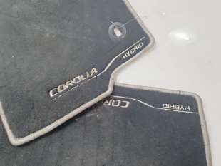 Recambio de juego alfombrillas para toyota corolla (e21) 2019- hybrid style referencia OEM IAM 58510YYV00   2