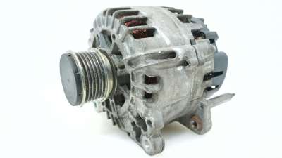Recambio de alternador para seat leon (1p1) 2005-2013 1.6 tdi referencia OEM IAM 03L903023F 03L903023F 