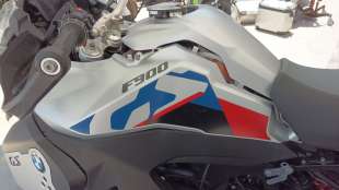 Recambio de carenado delantero izquierdo para bmw f 900 gs adventure - 895 cm3 referencia OEM IAM 46815A8D8E5  