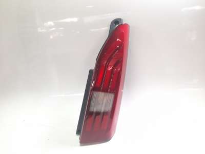 Recambio de piloto trasero derecho para peugeot rifter 2018- 1.5 bluehdi 100 referencia OEM IAM 9820555280  
