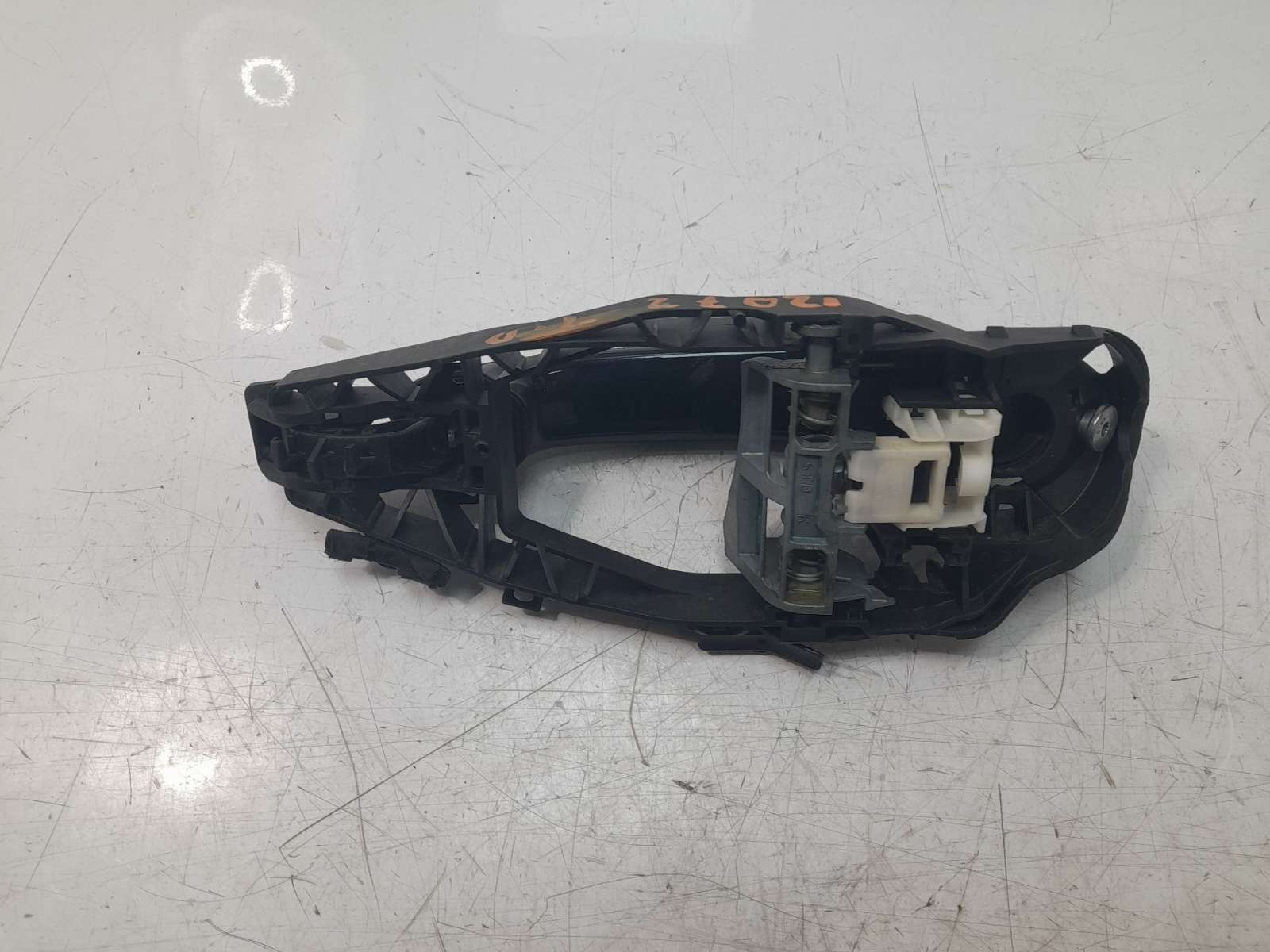Recambio de maneta exterior trasera derecha para bmw 1 (f40) 2019- 118 d referencia OEM IAM 51219491462   Recambio de maneta exterior trasera derecha para bmw 1 (f40) 2019- 118 d referencia OEM IAM 51219491462