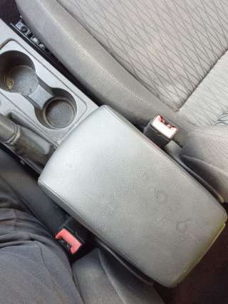 Recambio de apoyabrazos central para seat leon (5f1) 2012-2021 1.6 tdi referencia OEM IAM 5F0864207C  